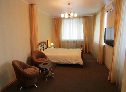 Отель Apartment Furmanova 21