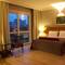 Отель The Island House Hotel