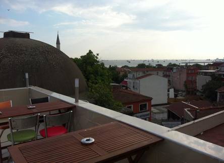 Отель TheOdora Apartment