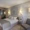 Отель The Gate 30 Suites