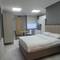 Отель Aymira Suite Hotel