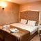 Отель Alhambra Apart Hotel