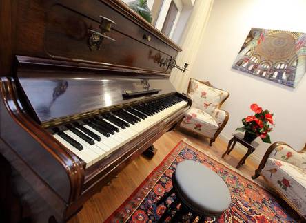 Отель Lir Residence Suites