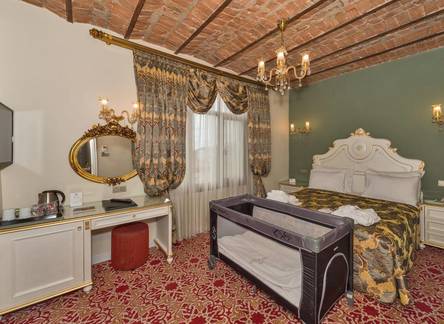 Отель By Murat Crown Hotel Taksim