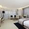 Отель Ramada Hotel & Suites by Wyndham Istanbul Sisli