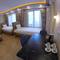 Отель Meydan Suites