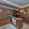 Отель Aprilis Gold Hotel