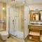Отель Aprilis Gold Hotel