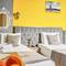 Отель Unique Suite Hotel