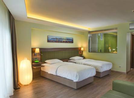 Отель Numi Hotel