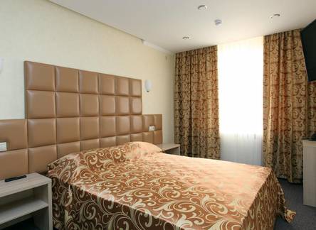 Отель Maksim Hotel