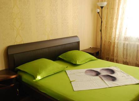 Отель Business Apartament on Adelya Kutuya 3