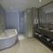Отель Wish More Hotel Istanbul