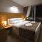 Отель Mien Suites Istanbul