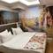 Отель Grand Naki Hotel