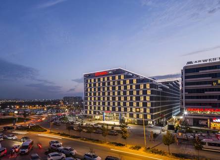 Отель Hampton by Hilton Istanbul Kurtkoy
