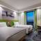 Отель Hampton by Hilton Istanbul Zeytinburnu