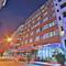 Отель The Center Hotel