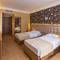 Отель L'etoile Beach Hotel