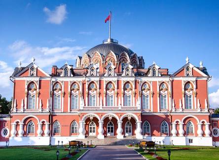 Отель Петровский Путевой Дворец