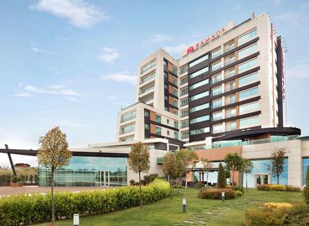 Отель Ramada Plaza Istanbul Asia Airport