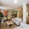 Отель Sunset Beach Resort Aqua Lettings