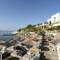 Отель Doria Beach House