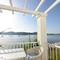 Отель Doria Beach House