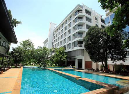 Отель Sandalay Resort Pattaya