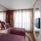 Отель La Boutique Hotel & Suites