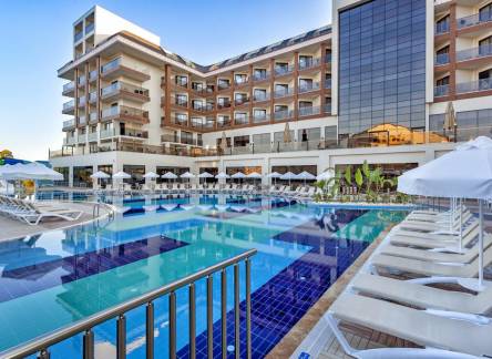 Отель Glamour Resort & SPA