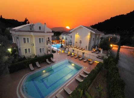 Отель Sea Breeze Hotel and Apartments