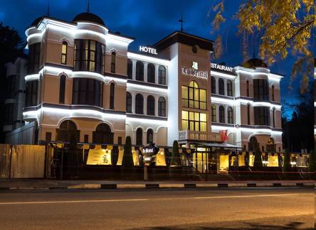Отель Le Bristol Hotel