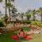 Отель Holiday Garden Resort