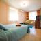 Отель Apartamenty Kavrtiry24 Zaparina 66