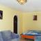 Отель City Rent Apartment on Derzhinskogo 8