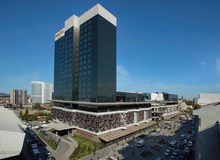 Отель Doubletree by Hilton Istanbul Umraniye