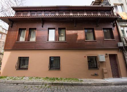 Отель Konak Suites