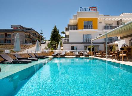 Отель Twins Hotel