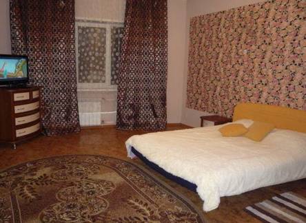 Отель Apartment On Kommunisticheskiy 125