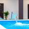 Отель Сальвадор Holiday Hotel & Aqua-zone