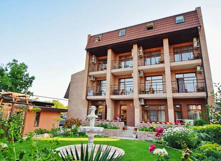 Отель Verona Hotel