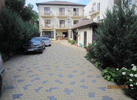 Отель Guest House on Oktyabrskaya 2