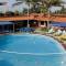 Отель Oasis Hotel