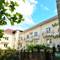 Отель Zolotoy Kashtan Guest House