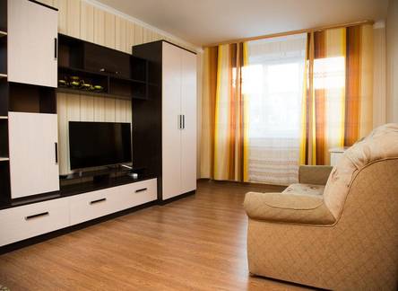 Отель Apartment On Dzerzhinskogo 11