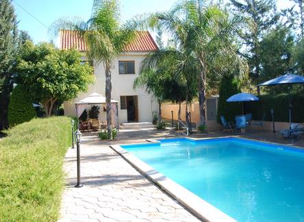 Отель Zena Holiday Villa