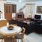Отель Zena Holiday Villa