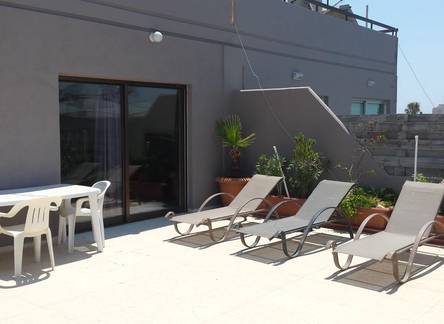 Отель Malibu Court Apartments