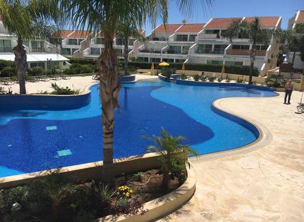 Отель Georgina's Bay View Apartment